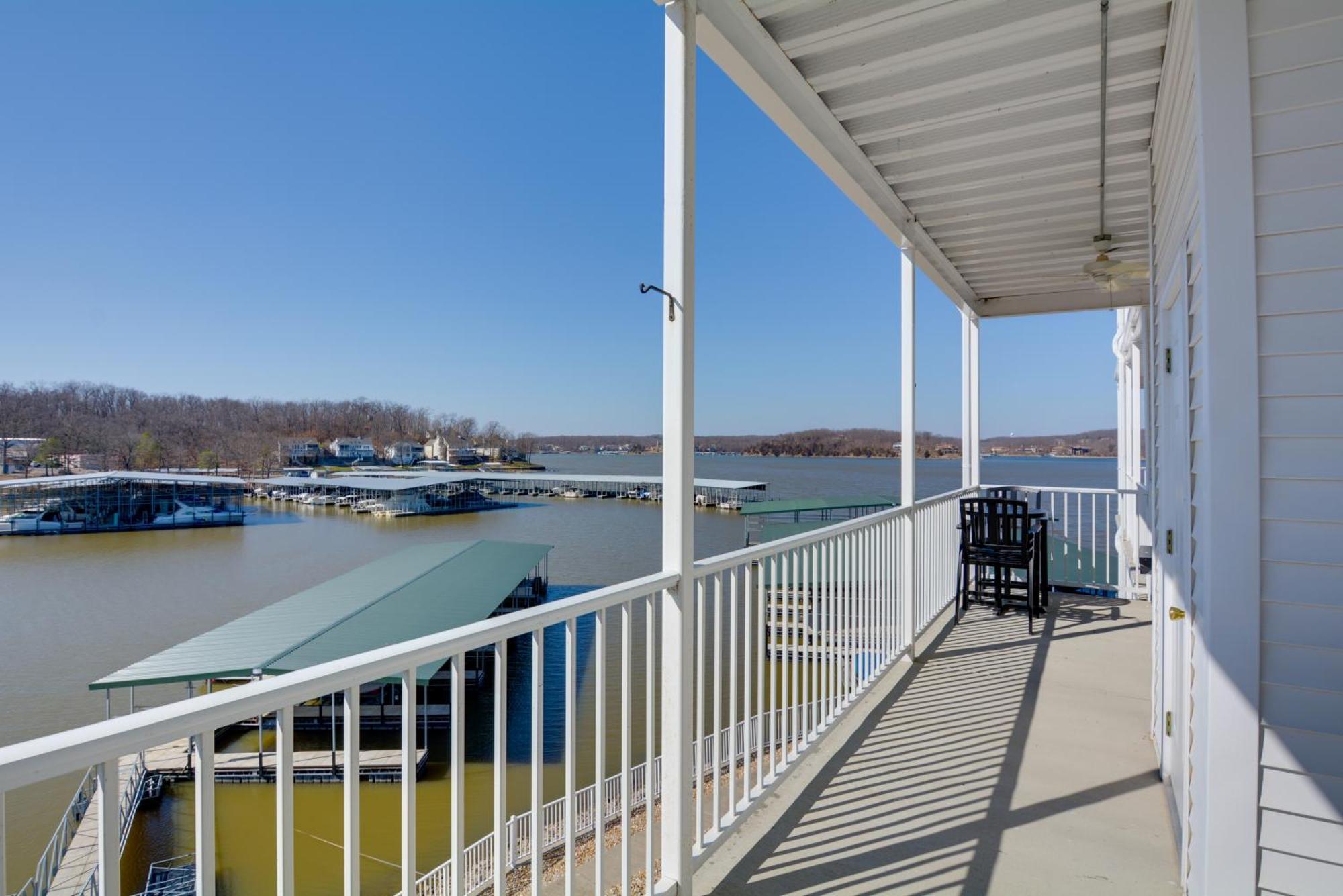 Lakefront Osage Beach Condo With Pool And Water Views! Екстериор снимка